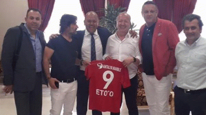Samuel Eto'o resmen geliyor!