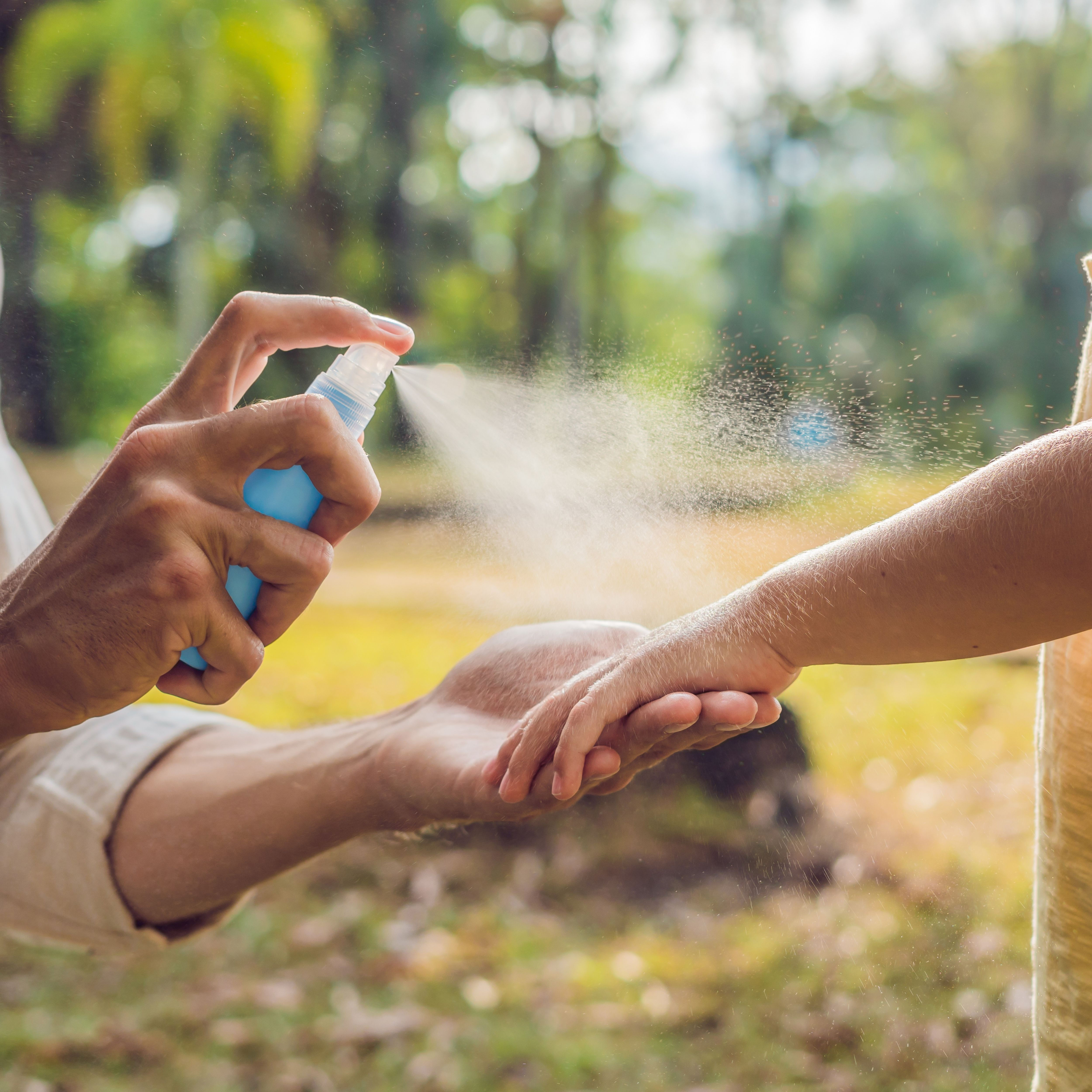 תרסיס טבעי להרחקת יתושים