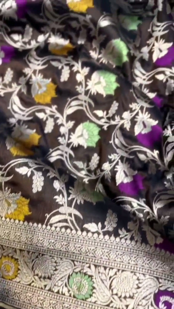 Banarasi Mashru Silk Saree DBT156