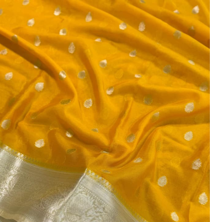 Banarasi Silk Saree DBT116