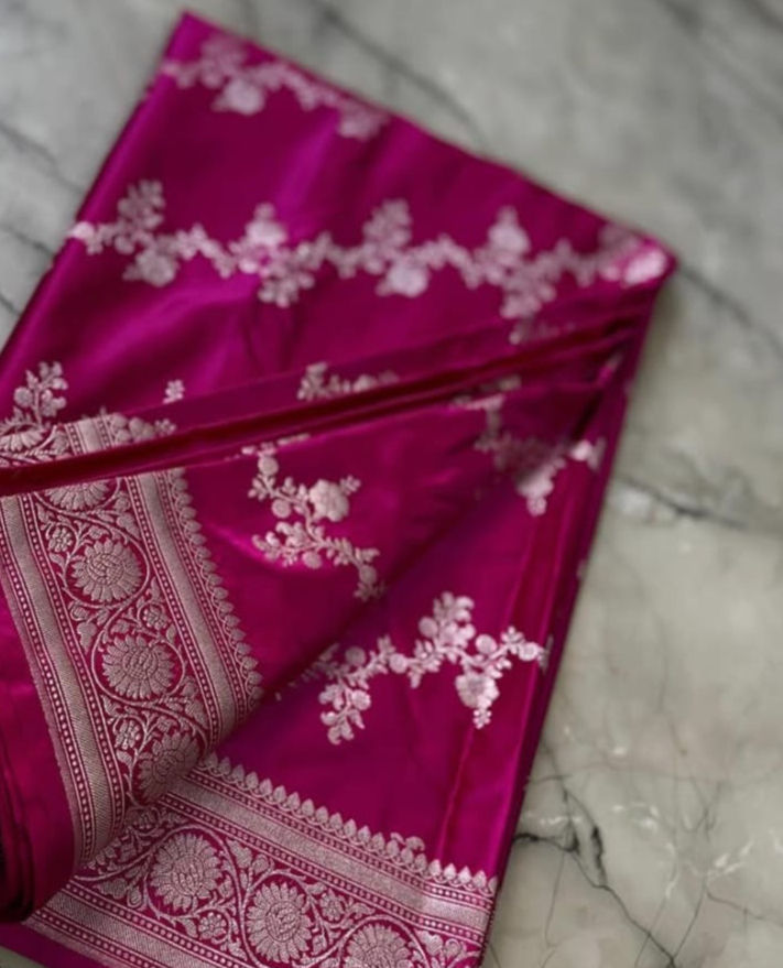 Banarasi Mashru Silk Saree DBT164