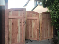 Double Gate Arch Design