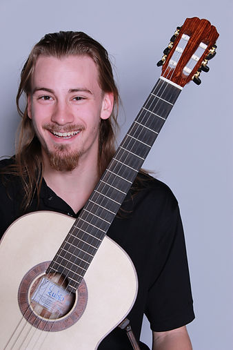 Music lessons teacher bio pic