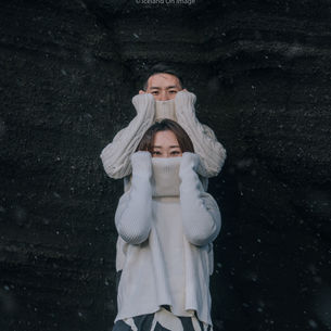 Cool couple in Reykjanes