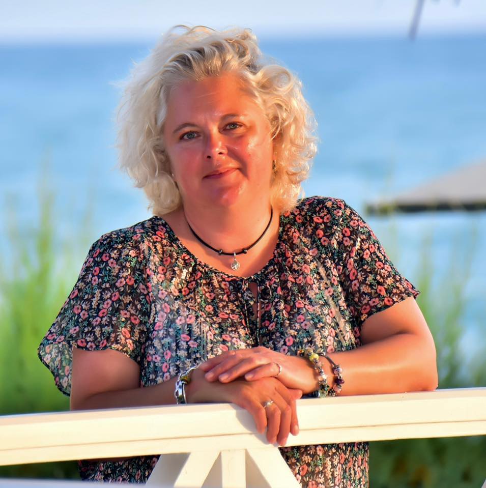 Writer: Sarah Summers