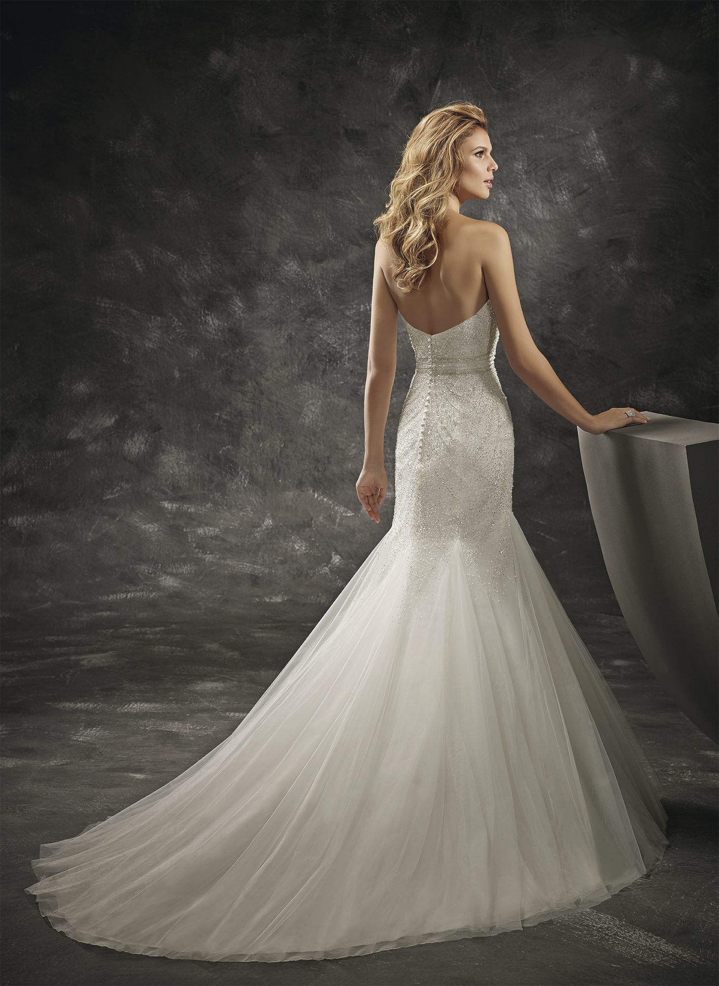 Divina Sposa 16240