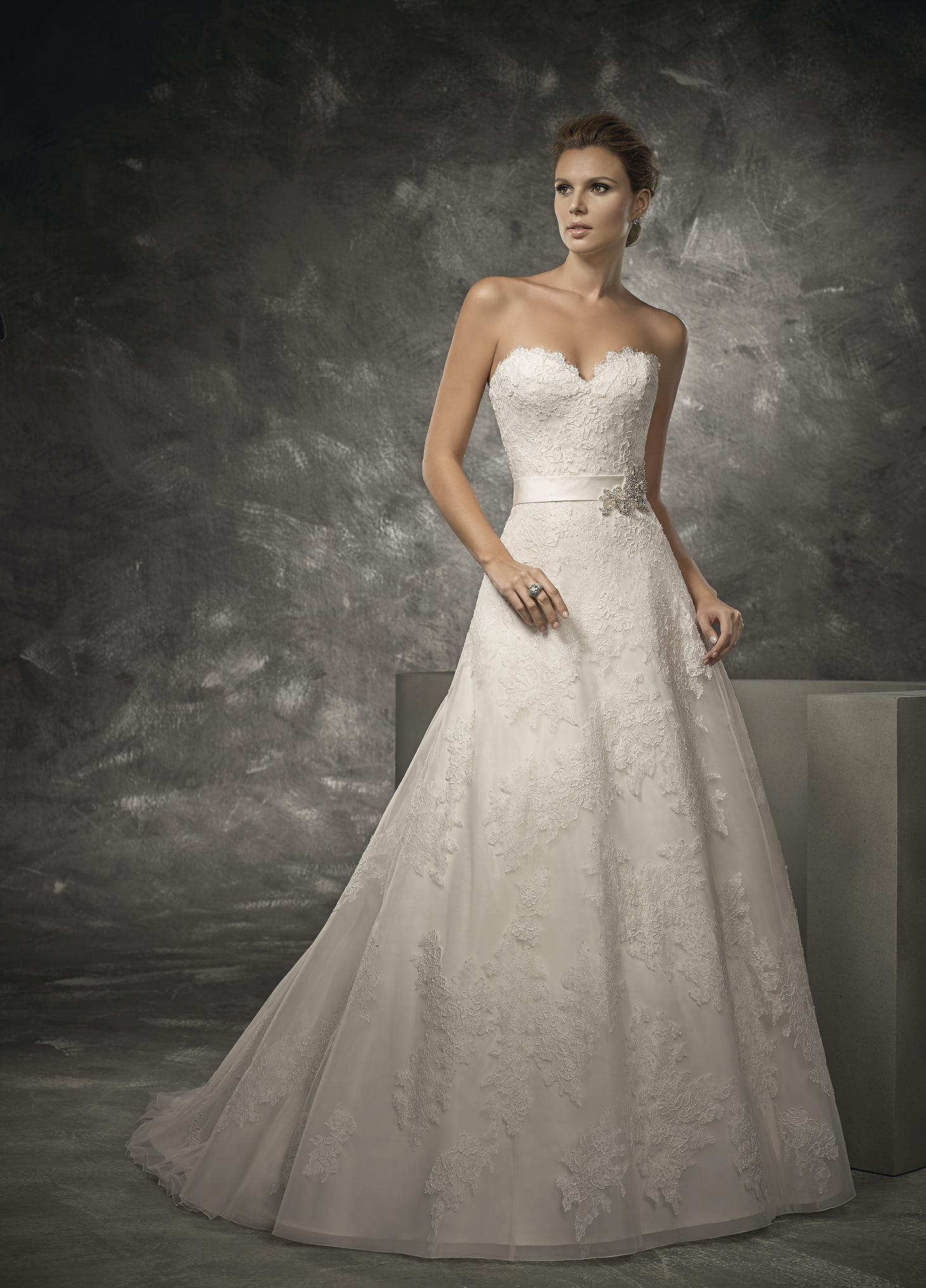 Divina Sposa 16210