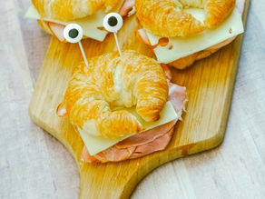 A Bubbling Feast: Under the Sea Themed Kid's Party Food and Drinks