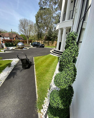Landscape Gardeners Long Ditton , hedge trimming Kingston , Garden Maintenance Surbiton , Gardeners Surbiton , Garden Landscapers Surbiton , Landscape Gardeners Wimbledon , Gardening Kingston , Garden Maintenance Kingston , Gardeners New Malden , Landscaping Kingston , commercial grounds maintenance southwest London, Gardeners New Malden , Gardener Southwest London