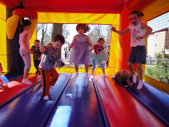 kids-in-bouncing-house.jpg