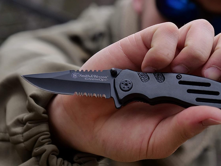 The Versatile and Essential Survival Knife: Your One Tool for Surviving Any Situation