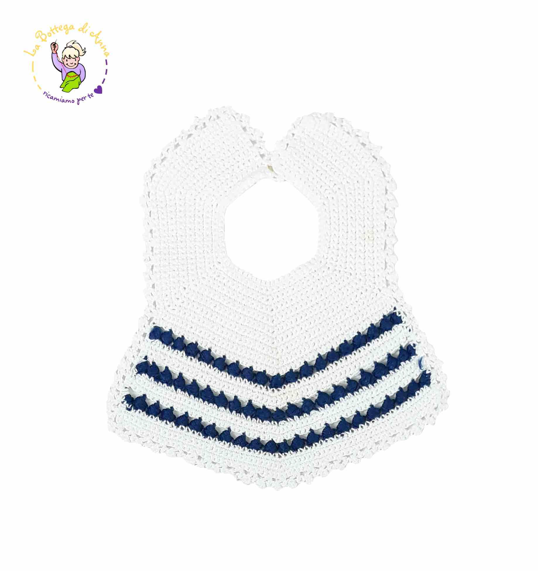 Bavaglino in cotone ad uncinetto, bianco con righe blu