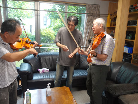 第１１回手創り弦楽器フェアーのリハーサル。