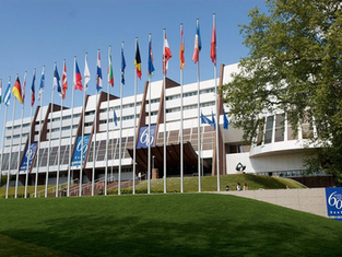 Glumatanje službenog Zagreba