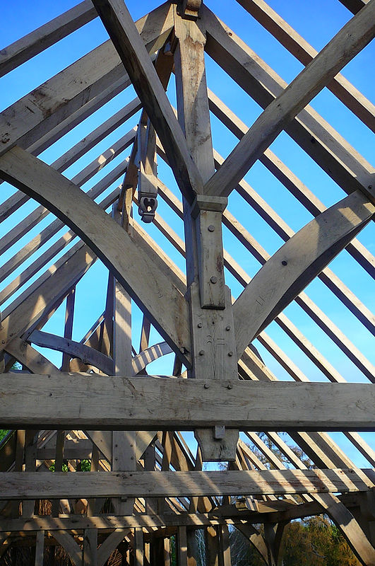 Oak King Post Roof