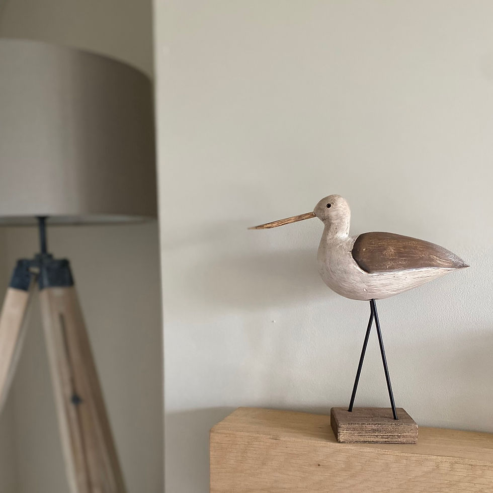Decorative coastal shorebird for shelves and consoles