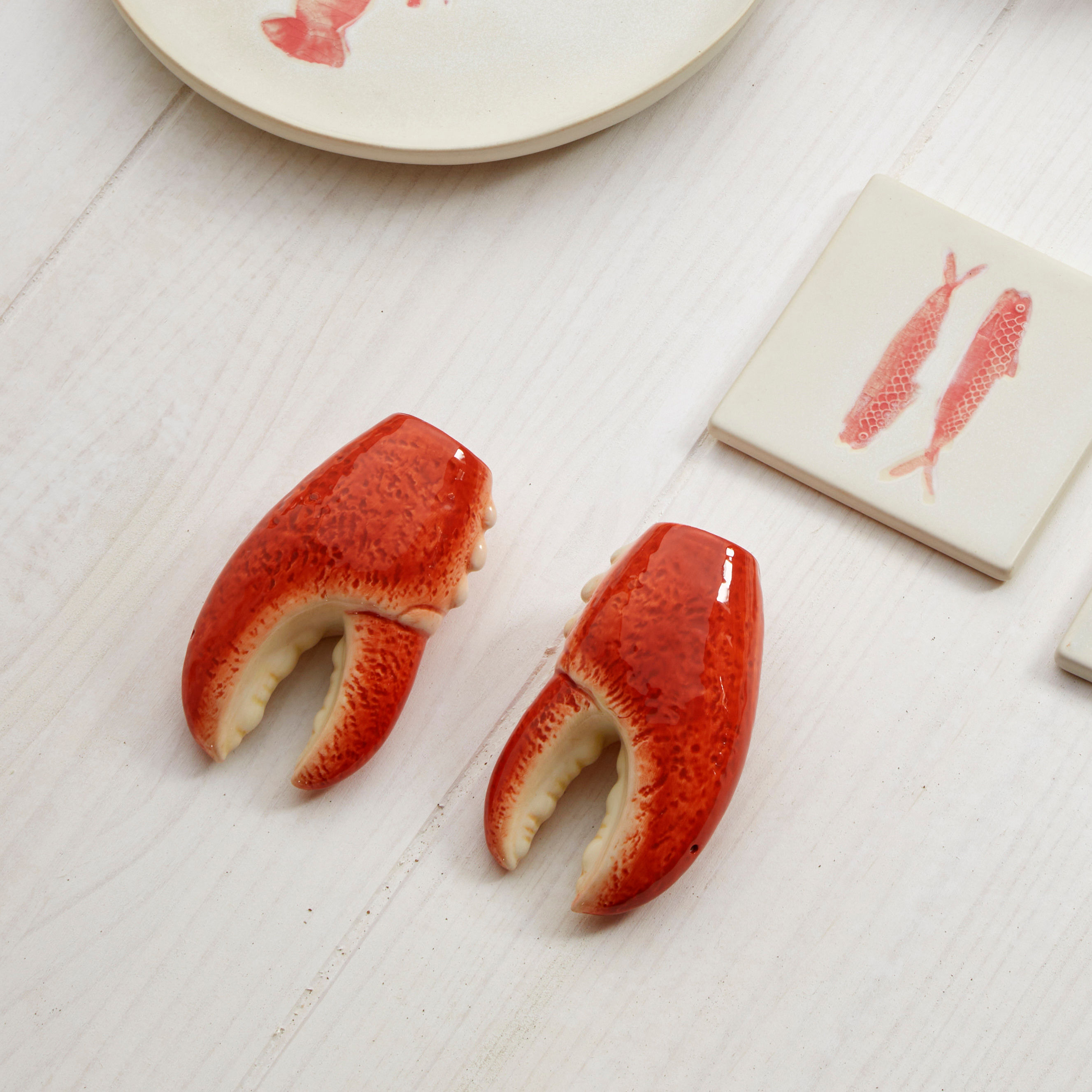 LOBSTER CLAWS SALT & PEPPER SHAKERS
