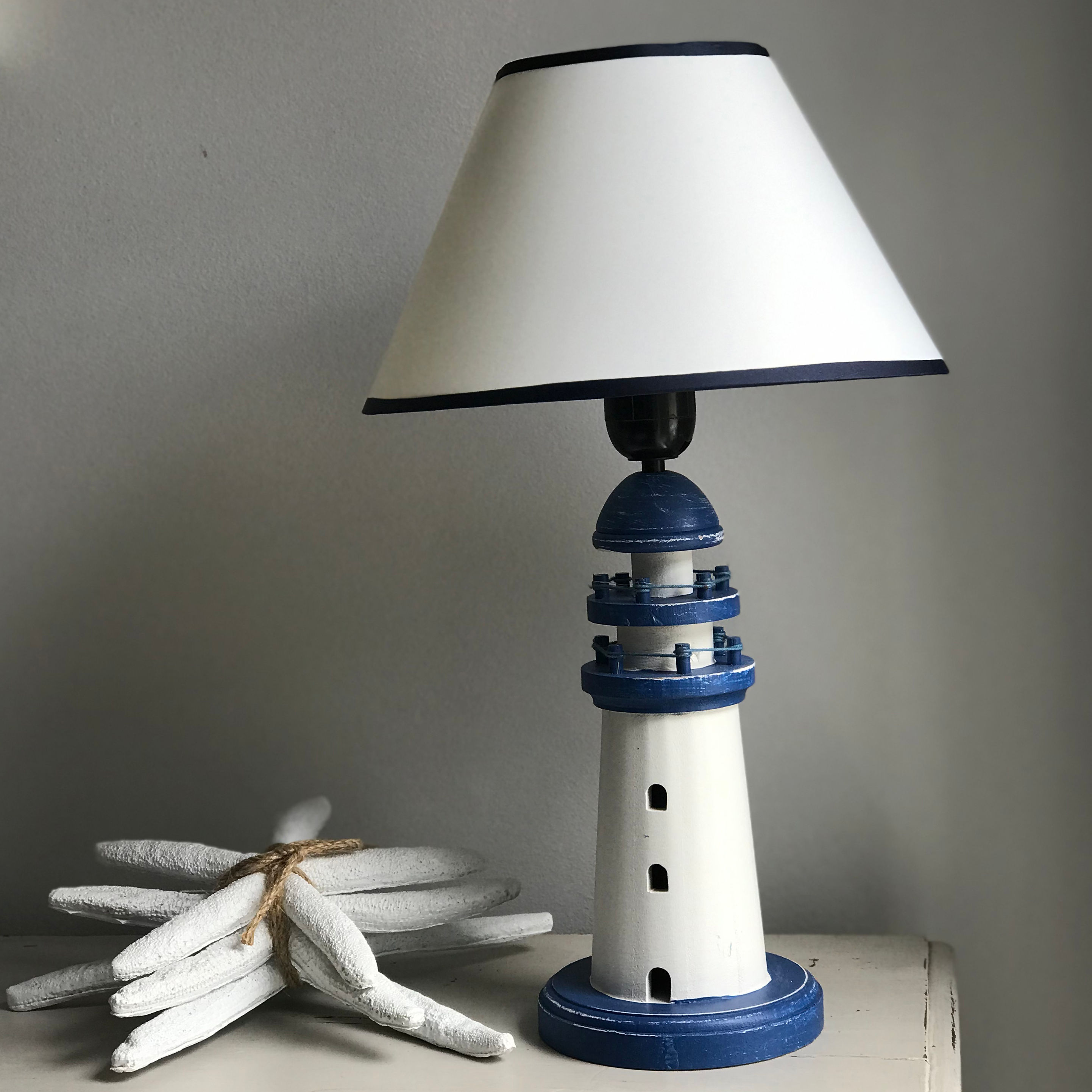 CAPE COD LIGHTHOUSE LAMP