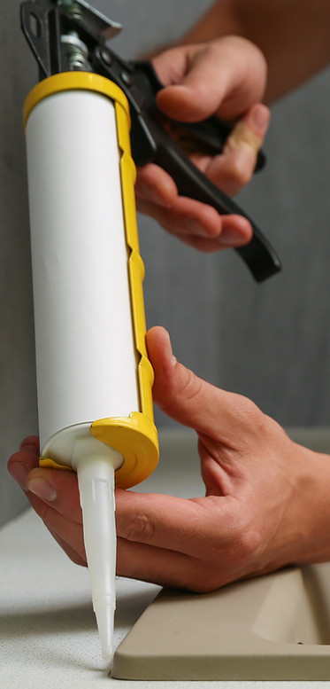 Sealing Kitchen Sink_edited_edited.jpg