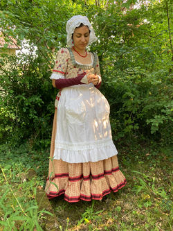 Costume de bourgeoise 18eme en indienne