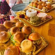 La formule Buffet avec service, pour vos fêtes en famille autour de Cannes