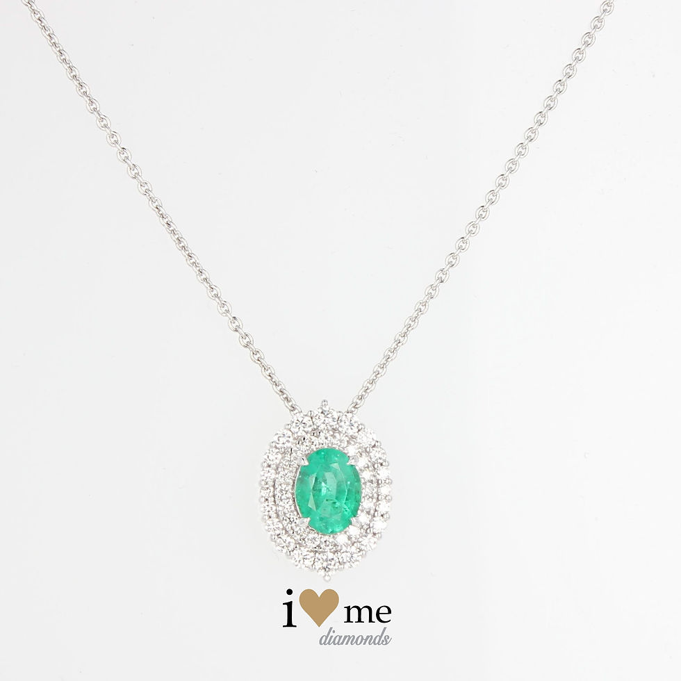 Miniatura: Collar