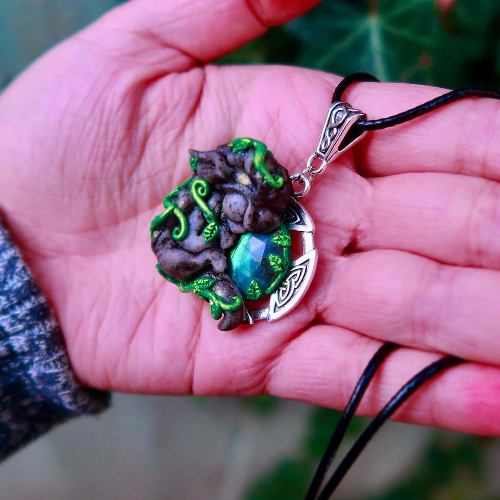 Thumbnail: Granite vine labradorite Dragon Cute Necklace
