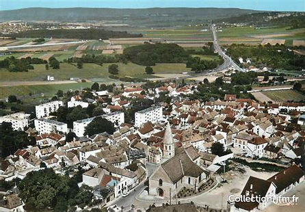 Épône, France