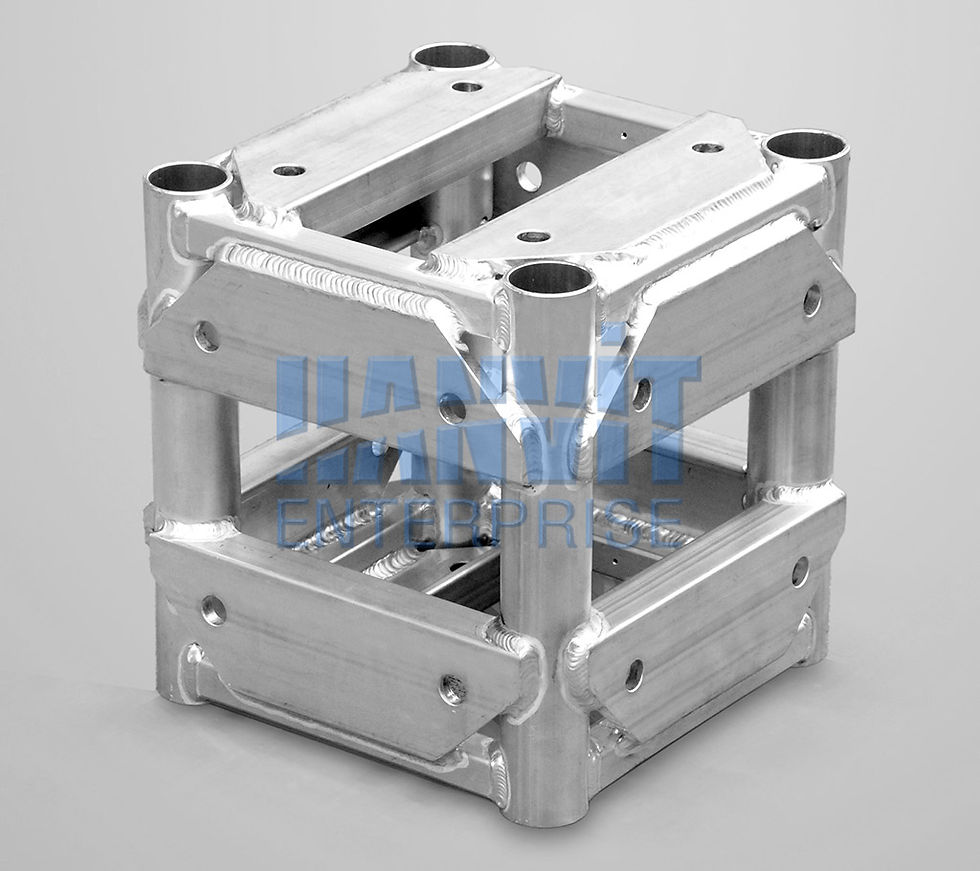 Six way corner_Bolt connector