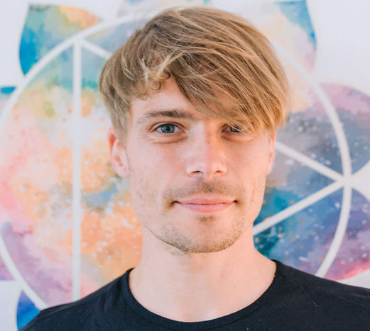 Fühlwerk-Portrait-MatthiasRocktäschel-Katja-Knetschke-Fotograf-Dresden-8920_edited_edited.