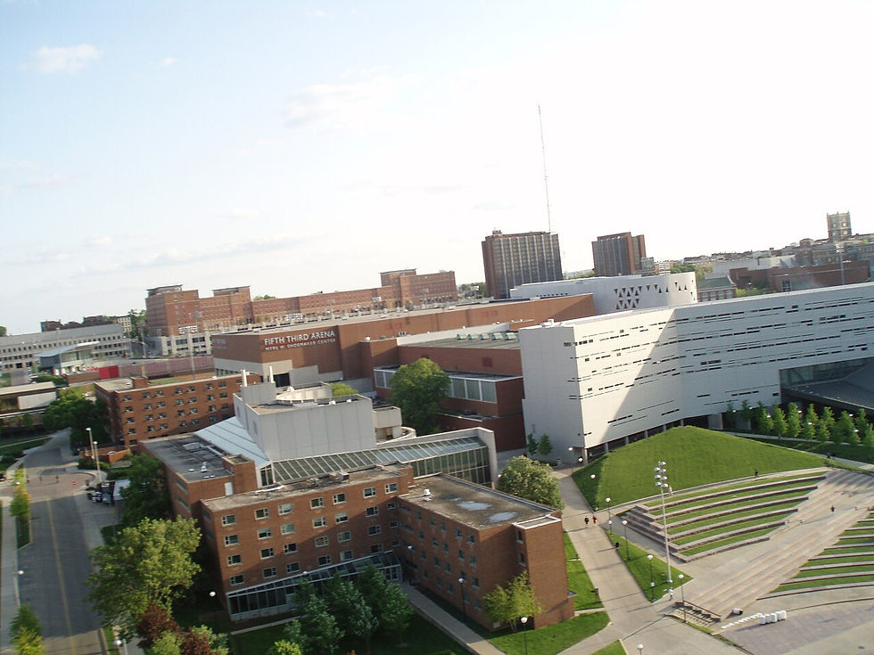 University_of_Cincinnati_Main_Campus_2008.jpg
