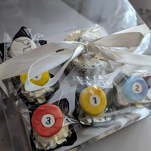 Bento Box- Vanilla Cake & Cookies