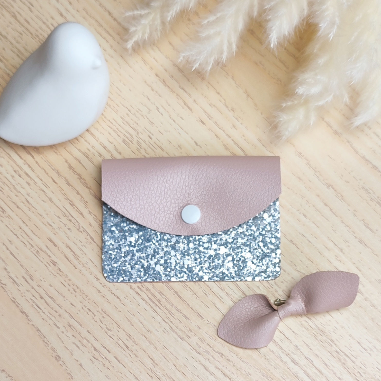 PORTE CARTE ROSE PALE FRANCE ZOUZOU CAILLOUX