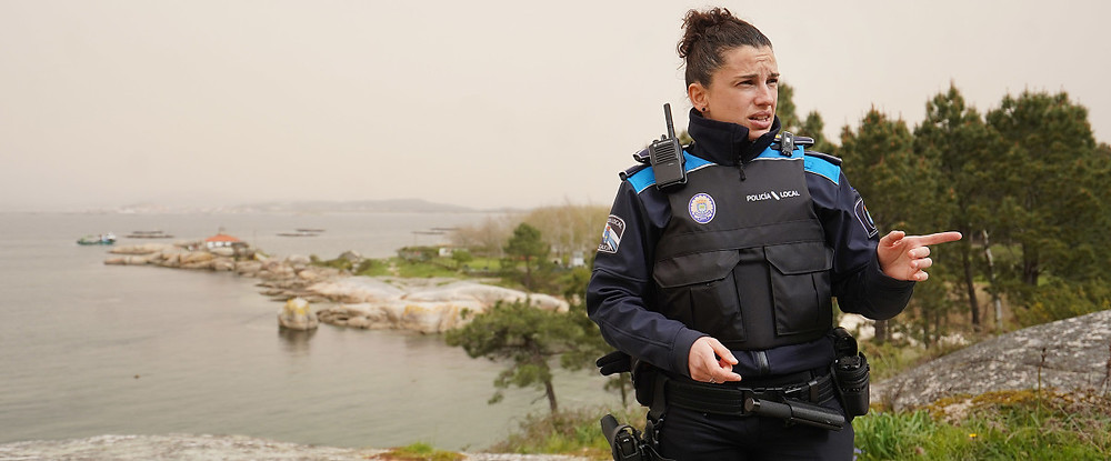 Muller policía local da Illa de Arousa
