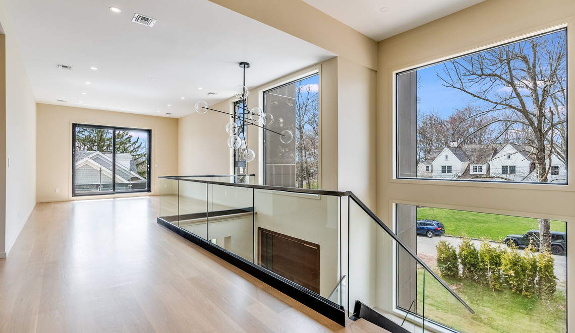 353 Hartshorn Drive, Short Hills NJ