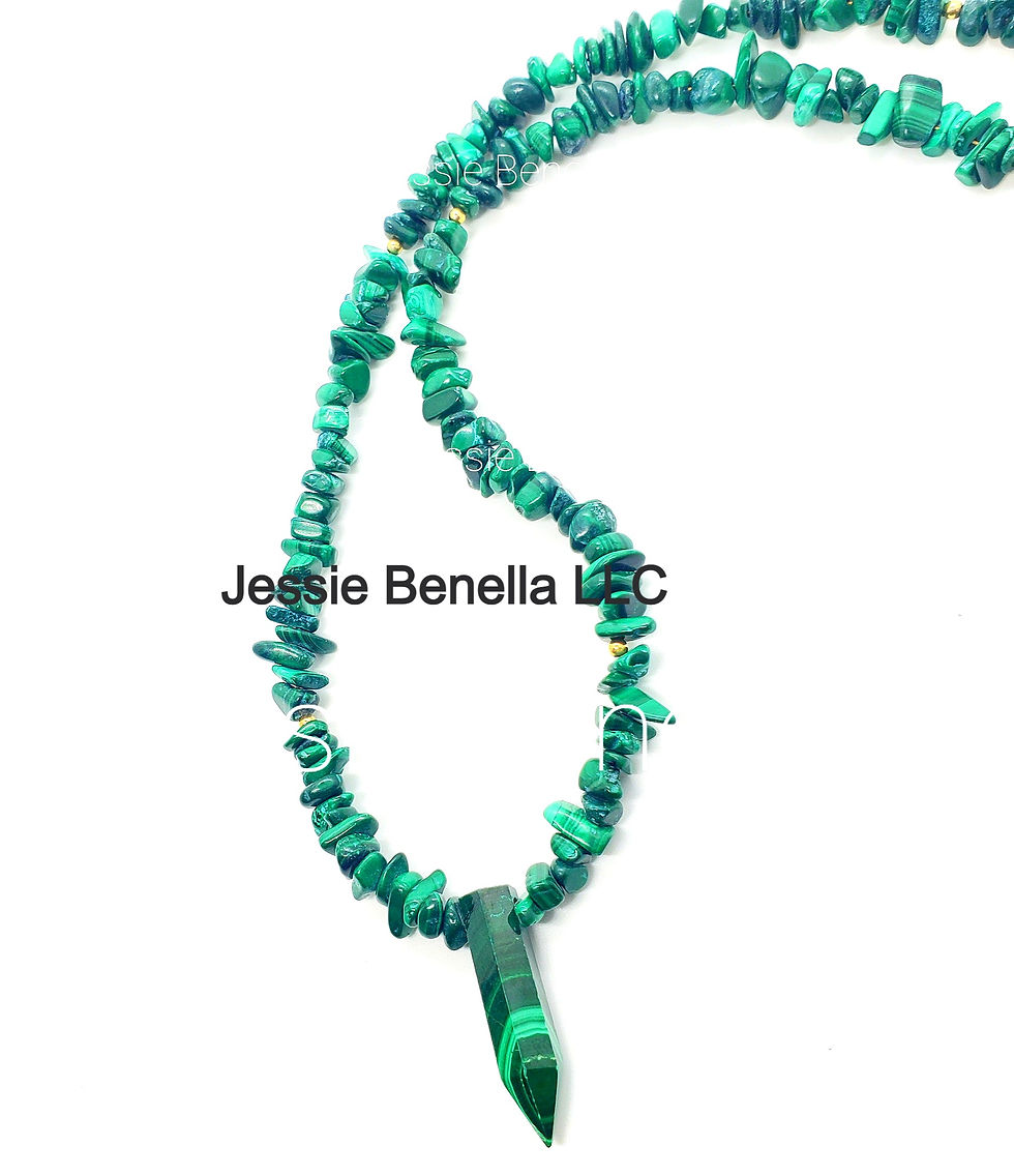 Thumbnail: Malachite Point Necklace in 14 Karat Solid Gold