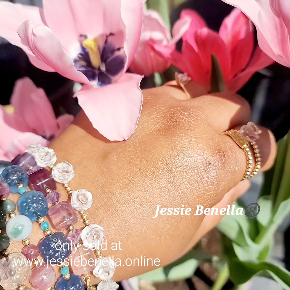 Thumbnail: Double The Roses+ Gold Bars Ring in 14 Karat Solid Gold