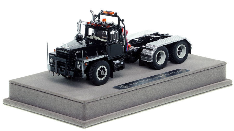 Thumbnail: Mack DM800 Tandem Axle Tractor w/ Winch- Black/Black