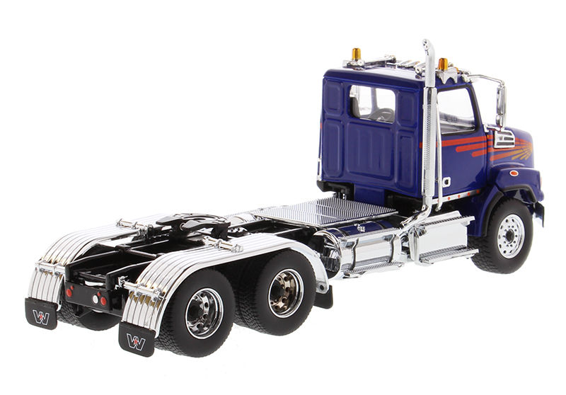 Thumbnail: Western Star 4700 SF Tandem Day Cab in Blue