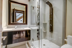 12 Riverside blvd-53.jpg