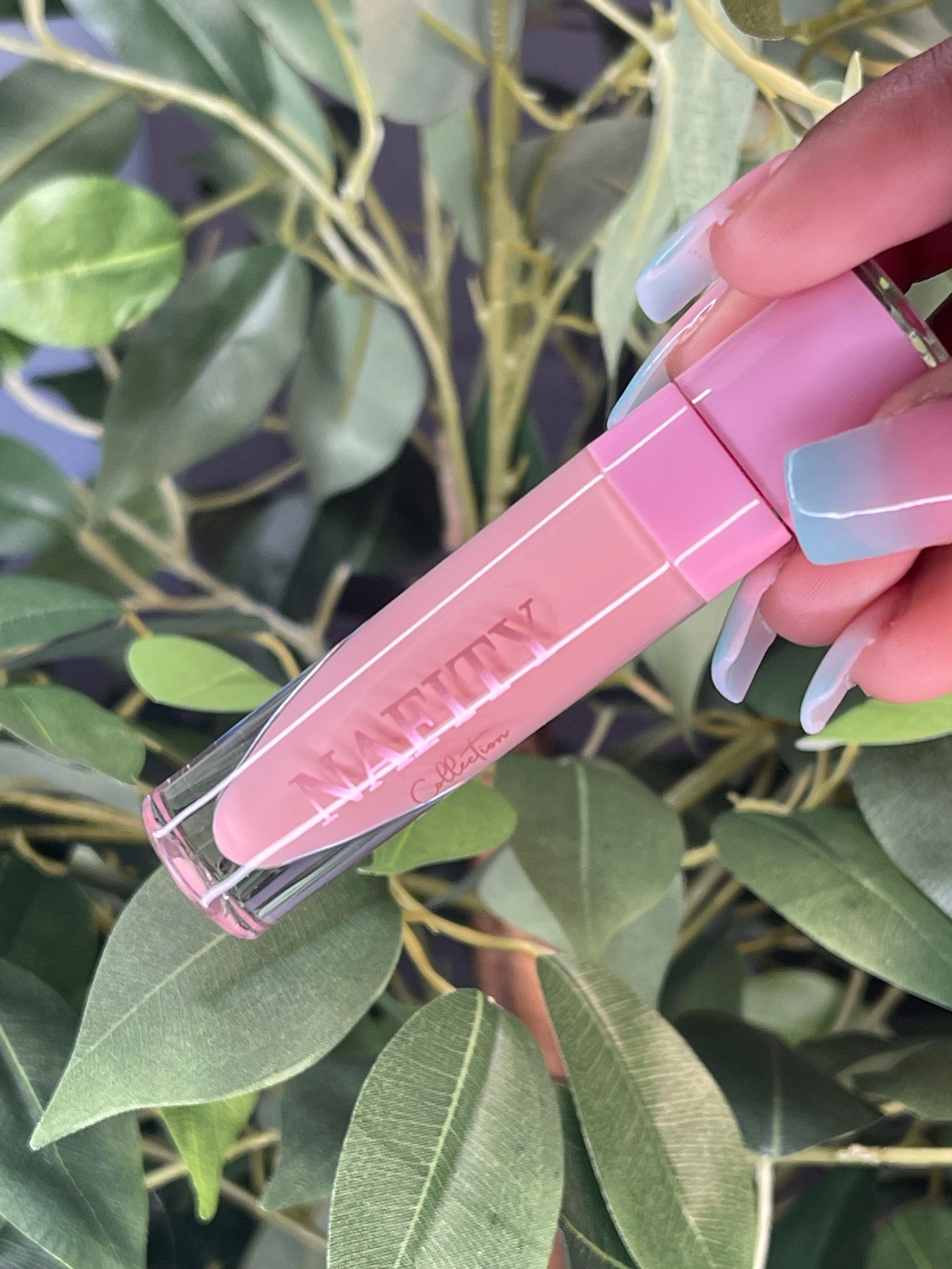 LOVE / CRÈME LIPGLOSS 