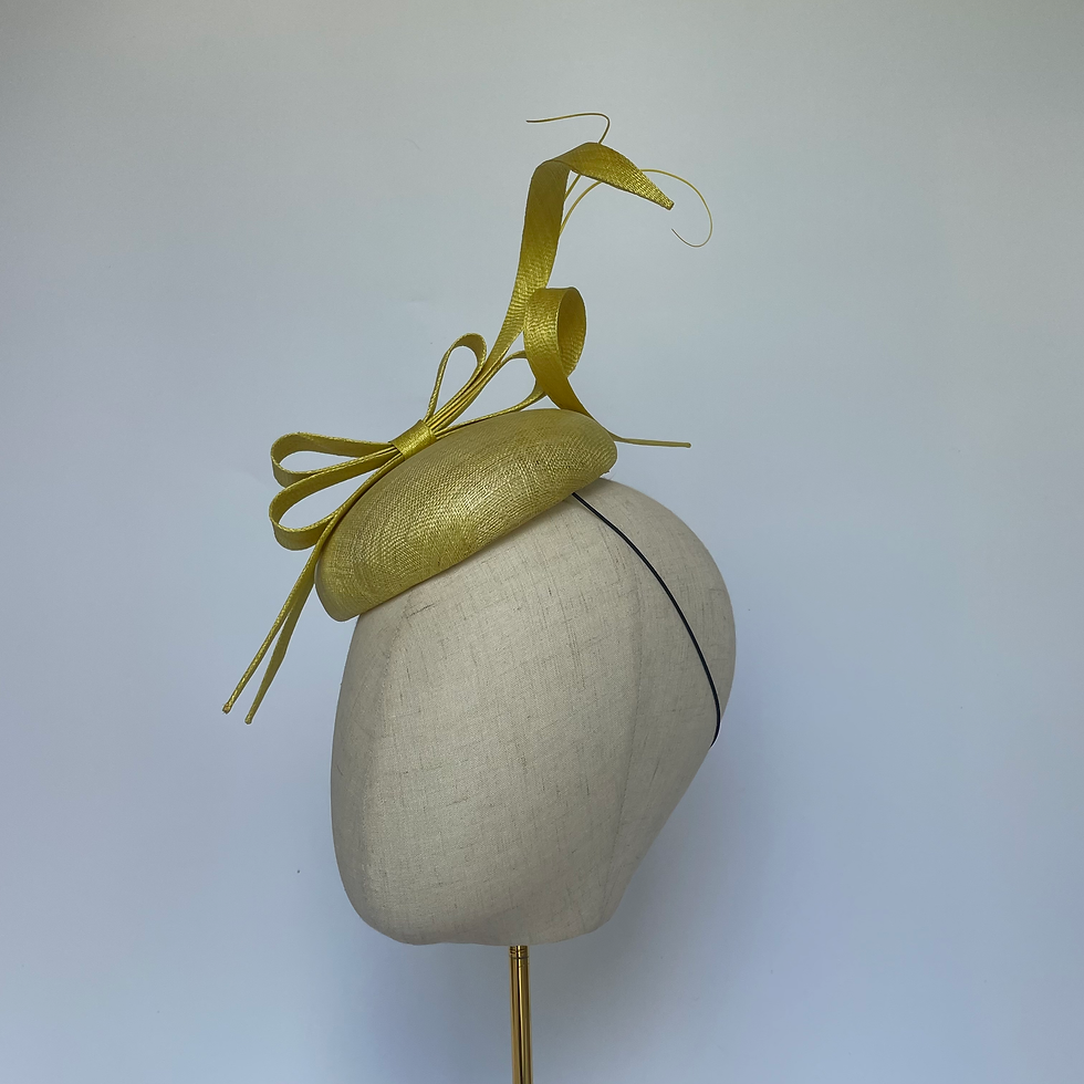 Thumbnail: Hayley Alexander - Yellow