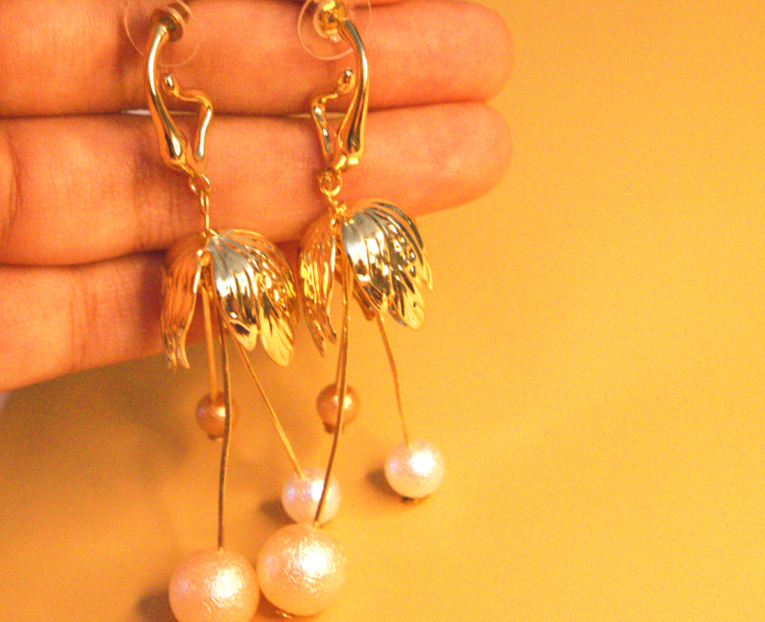Golden Leaf Pearl Drop Earrings