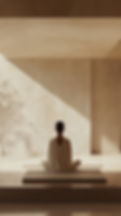 Femme faisant du yoga