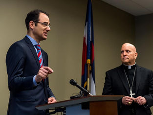 La arquidiócesis firma un acuerdo con el Fiscal General de Colorado