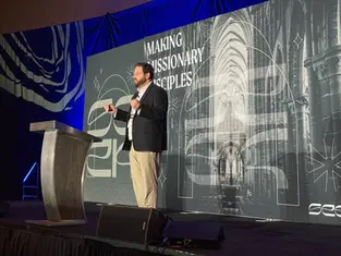 «¿Qué quiere Dios?” Director de misión arquidiocesano desafía a participantes de SEEK… y a ti