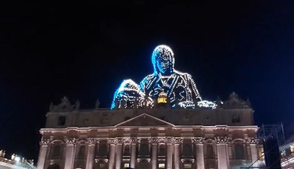 La imagen de la Piedad de Miguel Ángel en la Basílica de San Pedro. Crédito: Elias Turk/EWTN News
