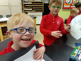 Lenguas de amor: Proclamando el Santo Nombre de Jesús