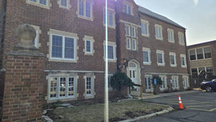 El arzobispo Samuel Aquila pide oración tras el tiroteo en la escuela católica Annuciation en Minneapolis