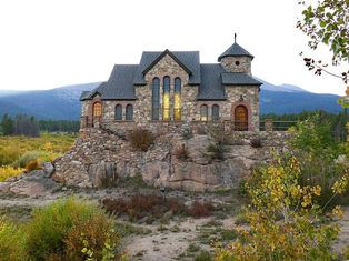 ¡5 lugares en Colorado para orar en el Día de Colorado!